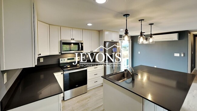 property at 1268 Shotgun Ln
