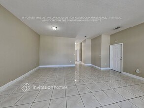 8840 NW 147th Ln in Hialeah, FL - Building Photo - Building Photo