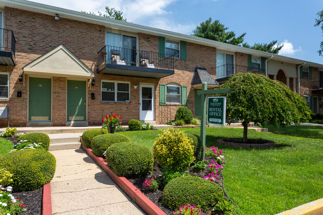 Jamestown Square Apartments in Blackwood, NJ - Building Photo