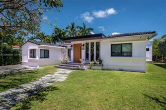 115 SW 23rd Rd in Miami, FL - Building Photo - Building Photo