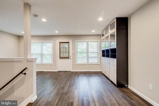 2648 Bowen Rd SE in Washington, DC - Building Photo - Building Photo