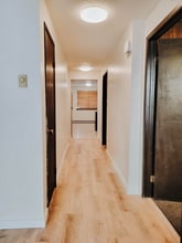 116 1st Ave W in Omak, WA - Foto de edificio - Building Photo