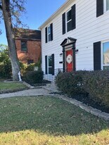 3210 Oakdale St in Houston, TX - Building Photo