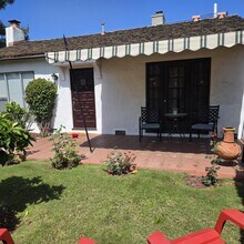 676 J Ave in Coronado, CA - Foto de edificio - Building Photo