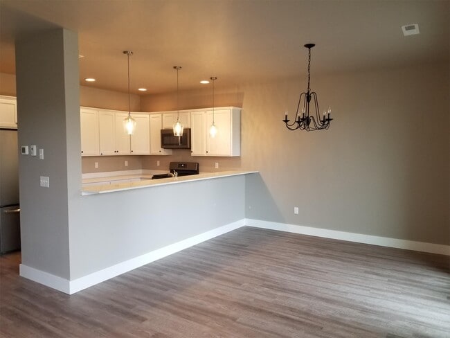 2661 Park Creek Ave in Bozeman, MT - Building Photo - Building Photo