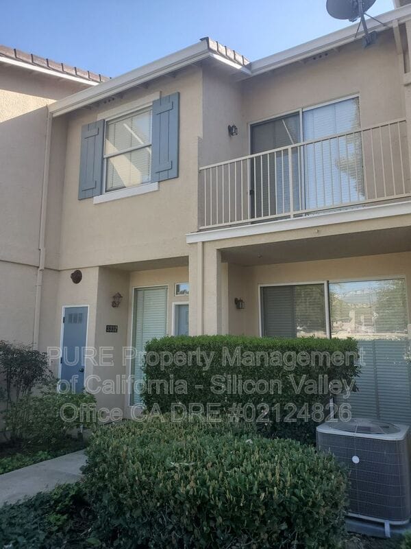 property at 3332 Skyward Pl