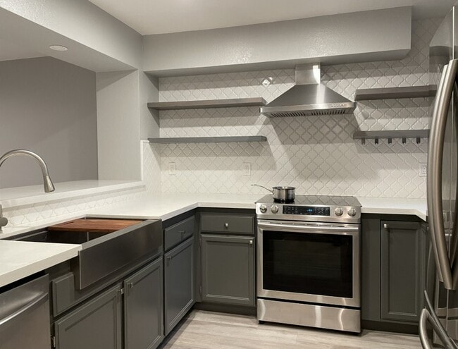 property at 155 Nantucket Ln