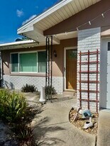 1308 Amble Ln in Clearwater, FL - Building Photo