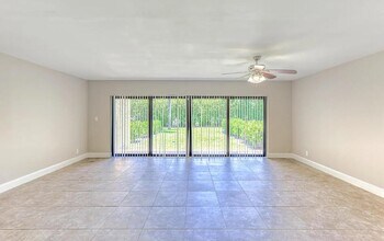 663 Dover St in Boca Raton, FL - Building Photo - Building Photo