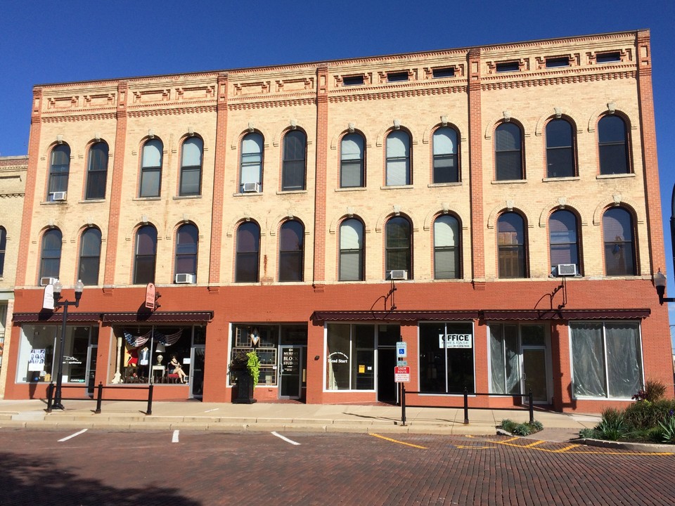 Murphy Block in Woodstock, IL - Foto de edificio