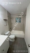 125 NW Monroe Cir N in St. Petersburg, FL - Building Photo - Building Photo