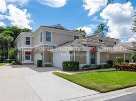 945 Carrick Bend Cir in Naples, FL - Building Photo