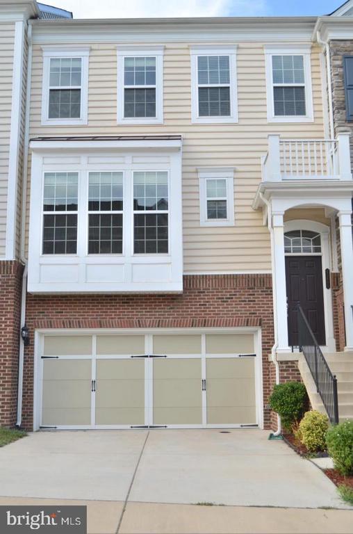 property at 43600 White Cap Terrace