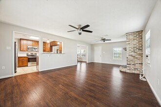 2226 103rd St in Galveston, TX - Building Photo - Building Photo