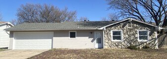 4549 S Washington Ct in Wichita, KS - Building Photo
