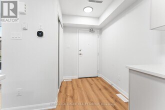 101 Glenroy Gilbert Dr in Ottawa, ON - Building Photo - Building Photo