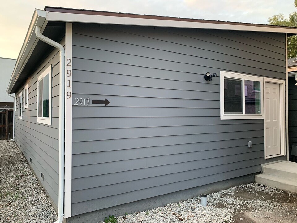 2915 Martin Luther King Jr Way in Oakland, CA - Building Photo