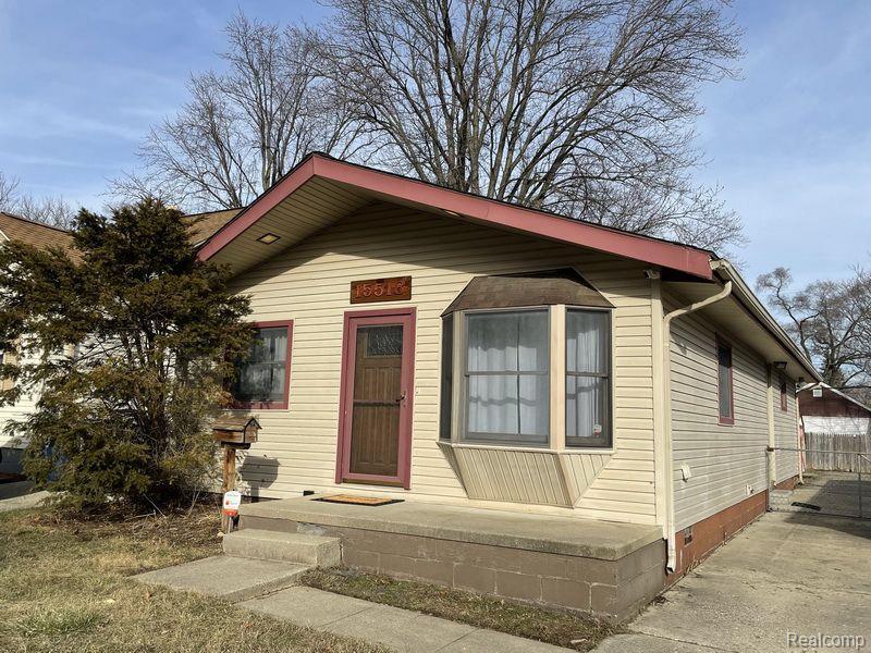 15518 Dixie in Redford Township, MI - Building Photo