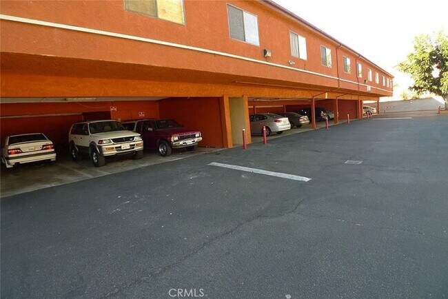 8950 Memory Park Ave in Los Angeles, CA - Building Photo - Building Photo