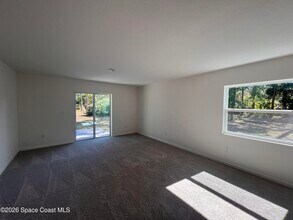 991 La Belle Ave SW in Palm Bay, FL - Building Photo - Building Photo