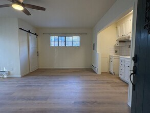 931 Waverley St in Palo Alto, CA - Building Photo - Building Photo