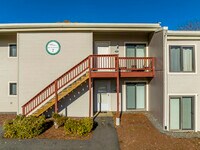 Boulders in Brockton, MA - Foto de edificio - Building Photo