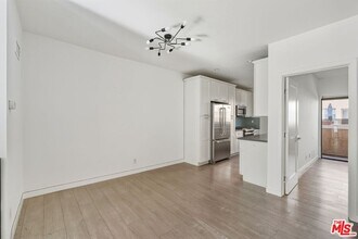 5307 Wilkinson Ave in Los Angeles, CA - Building Photo - Building Photo