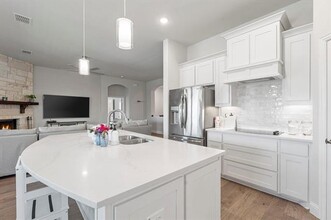 233 Resting Pl Rd in Waxahachie, TX - Building Photo - Building Photo