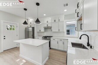40 Brackett St, Unit 1 in Boston, MA - Building Photo - Building Photo