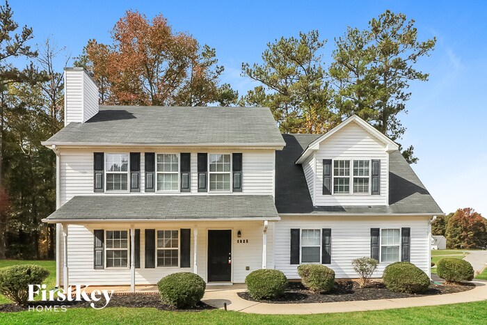 1625 Cedar Hill in Douglasville, GA - Building Photo