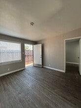 611 N Olive St in Anaheim, CA - Building Photo - Building Photo