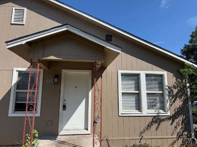 property at 335 Monticello Ct