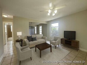 7410 Dallas St in Houston, TX - Building Photo - Building Photo