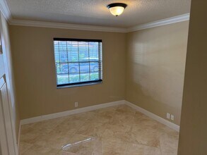 10123 Caoba St in Palm Beach Gardens, FL - Building Photo - Building Photo