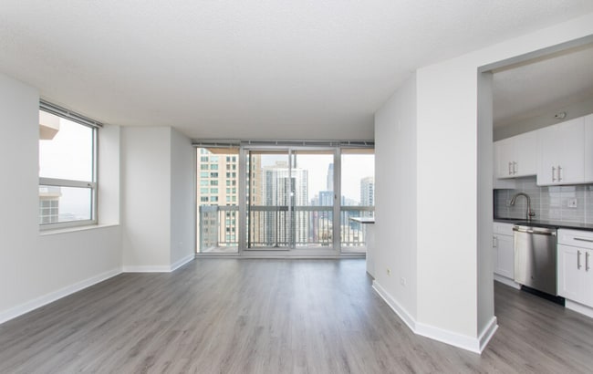544 N State St in Chicago, IL - Building Photo - Building Photo