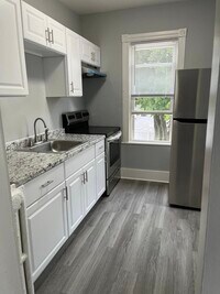 530 N Broad St, Unit Apt. B photo'