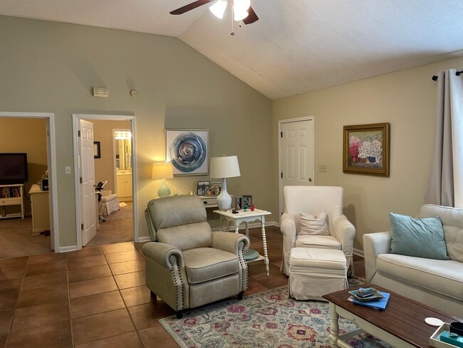 1012 Van Dorn St in Oxford, MS - Building Photo - Building Photo