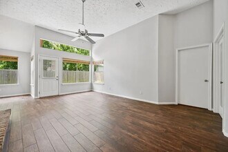 3518 Grove Oaks Dr in Humble, TX - Building Photo - Building Photo
