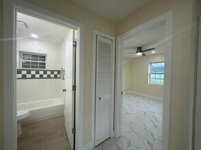 3176 S 25th St in Fort Pierce, FL - Building Photo - Building Photo