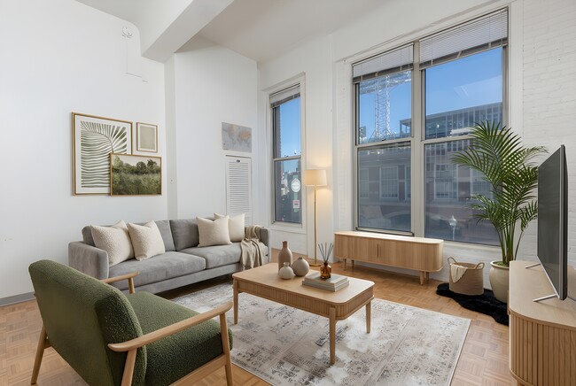 61 Brookline Ave, Unit 214 in Boston, MA - Building Photo - Building Photo