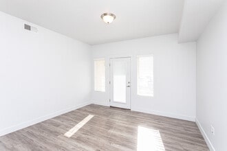 Mill Point in Vineyard, UT - Building Photo - Interior Photo