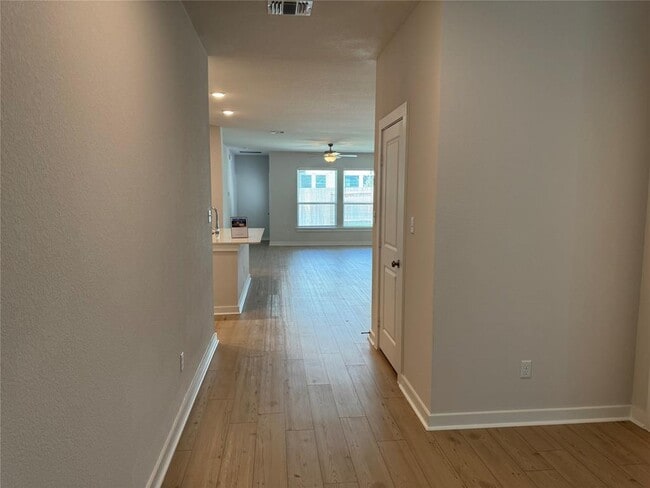 109 Corn Ln in Hutto, TX - Building Photo - Building Photo