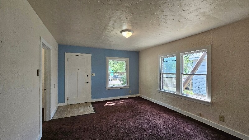 1015 N Tenth St in Salina, KS - Building Photo