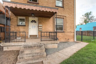 2730 N Downing St in Denver, CO - Building Photo - Building Photo