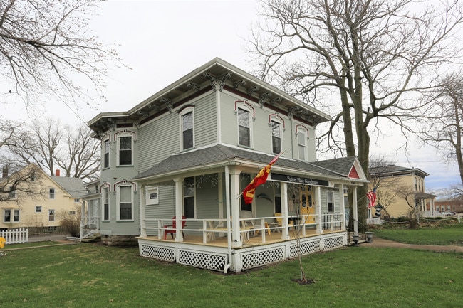 Pelton Place Guest House in Vermilion, OH - Building Photo - Building Photo