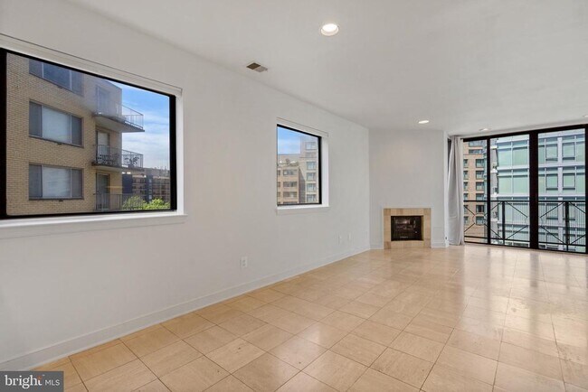 property at 1117 New Hampshire Ave NW