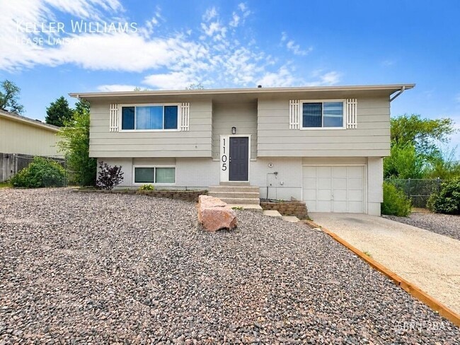 property at 1105 Mt View Ln