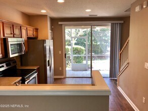 8078 Summer Cove Ct in Jacksonville, FL - Building Photo - Building Photo