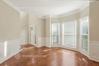 2256 Glenridge Dr in Marietta, GA - Building Photo - Building Photo