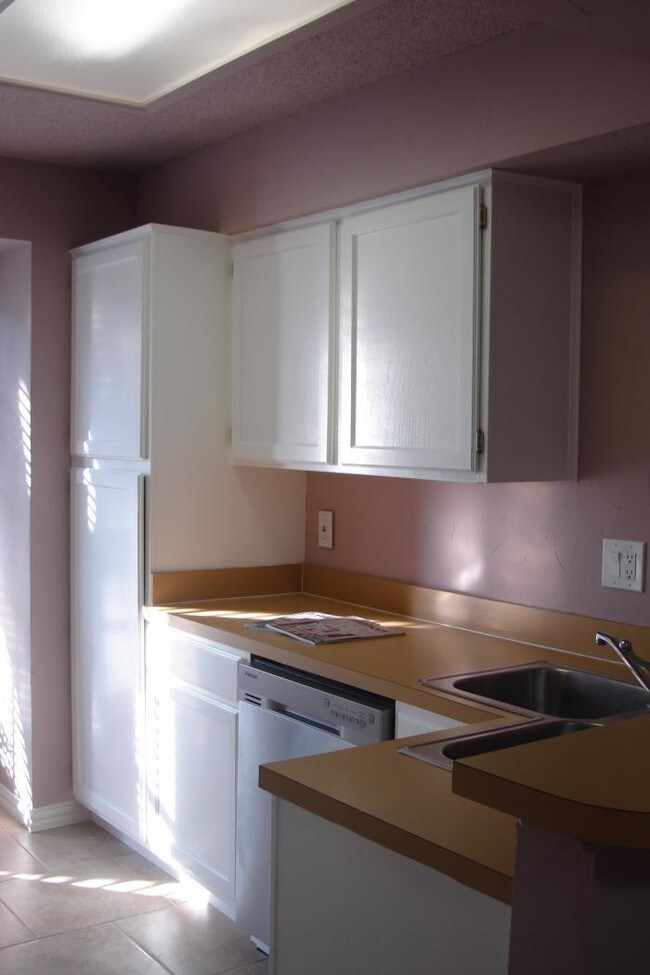 8600 Coppertowne Ln-Unit -RN00015 in Dallas, TX - Building Photo - Building Photo